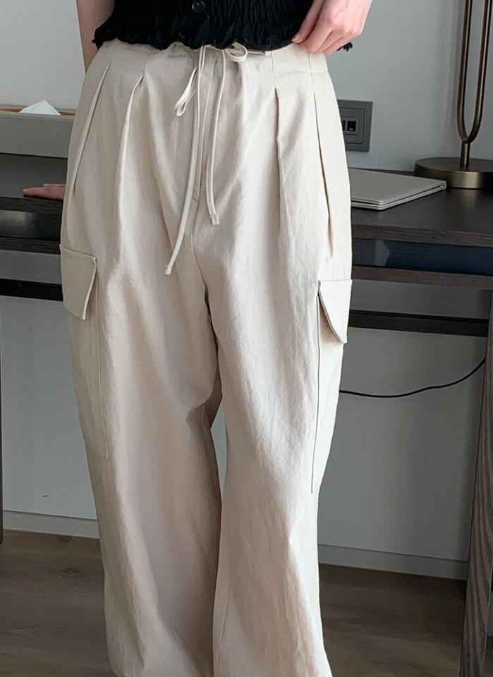 リネン混ストリングカーゴパンツ・p004889 レディース 【pt】 韓国ファッション ボトムス パンツ ロング丈 フルレングス ハイウエスト ストリング リネン混 ワイド ルーズ カーゴポケット 無地 ストリート レトロ シンプル 春 夏 カジュアル MKT