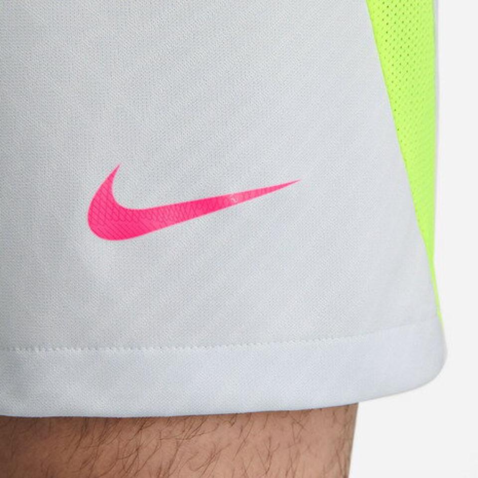 ナイキ(NIKE)(メンズ)サッカーウェア ドライフィット ストライク ショートパンツ K DV9277-043