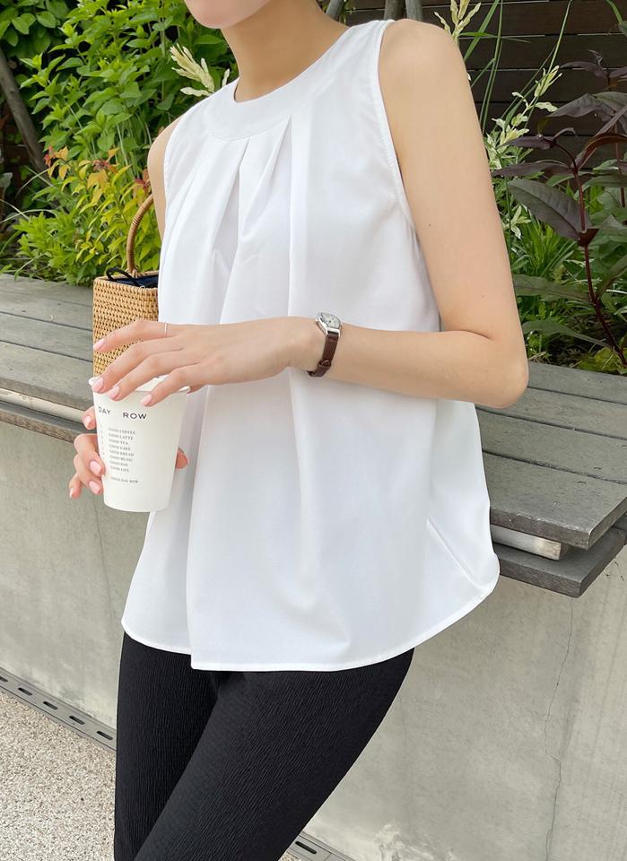 タックラウンドノースリーブ・b00550 レディース 【tops】 韓国ファッション トップス ラウンドネック ノースリーブ 股丈 ミドル丈 タック フレア Aライン 台形 無地 シンプル デイリー 大人カジュアル ガーリー 春 夏 カジュアル