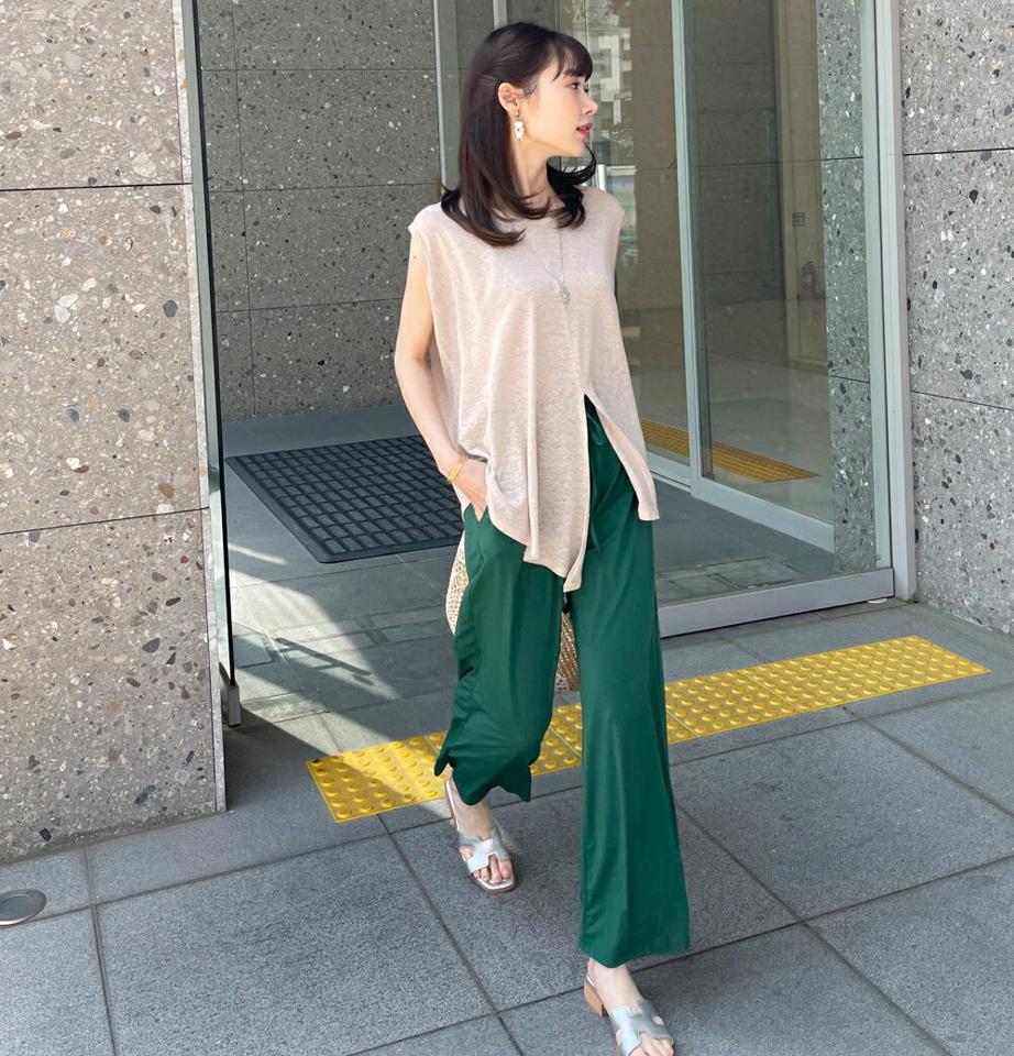 2WAYリネン混ノースリーブ・t00788 レディース 【tops】 韓国ファッション トップス ラウンドネック ノースリーブ 股丈 2WAY リネン混 ツイスト ルーズフィット ゆったり 無地 モード お出かけ 大人カジュアル 春 夏 カジュアル
