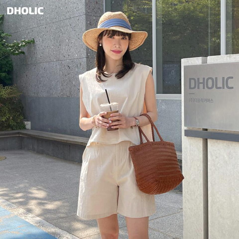 リネン混ノースリーブ&ベルト付ショートパンツSET・t00828 レディース 【pt】 韓国ファッション セットアップ ノースリーブ ラウンドネック クロップド ゆったり リネン混 パンツ ショート丈 ベルト付き ワイド ポケット 無地 大人 春 夏 カジュアル