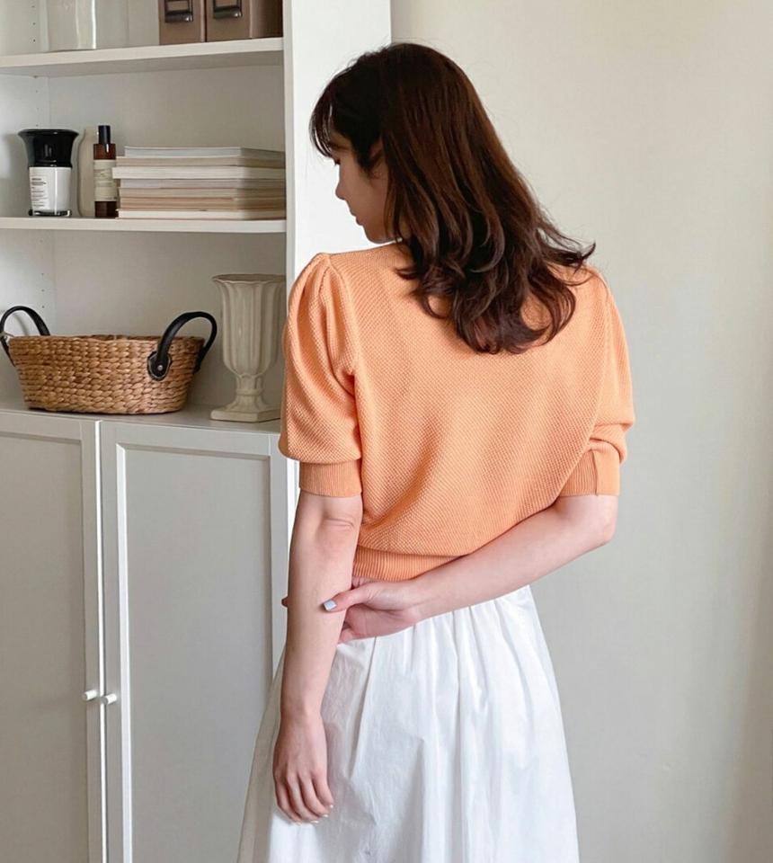 ワッフルパフ半袖ニット・p004997 レディース 【tops】 韓国ファッション トップス ニット ラウンドネック 半袖 パフスリーブ クロップド ショート丈 リブヘム ワッフル ボリューム 無地 パステル シンプル デイリー 春 夏 カジュアル MKT