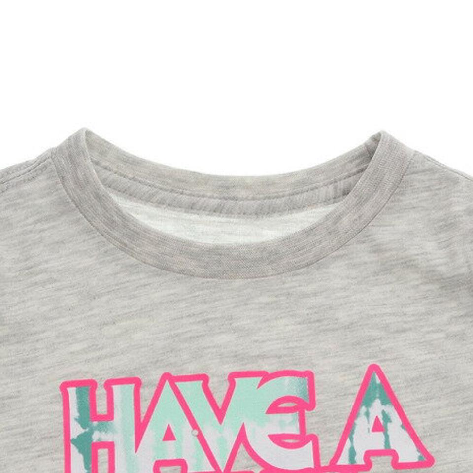 ナイキ(NIKE)(キッズ)ガールズ グラフィック半袖Tシャツ 26J247-C87 ※要サイズ確認