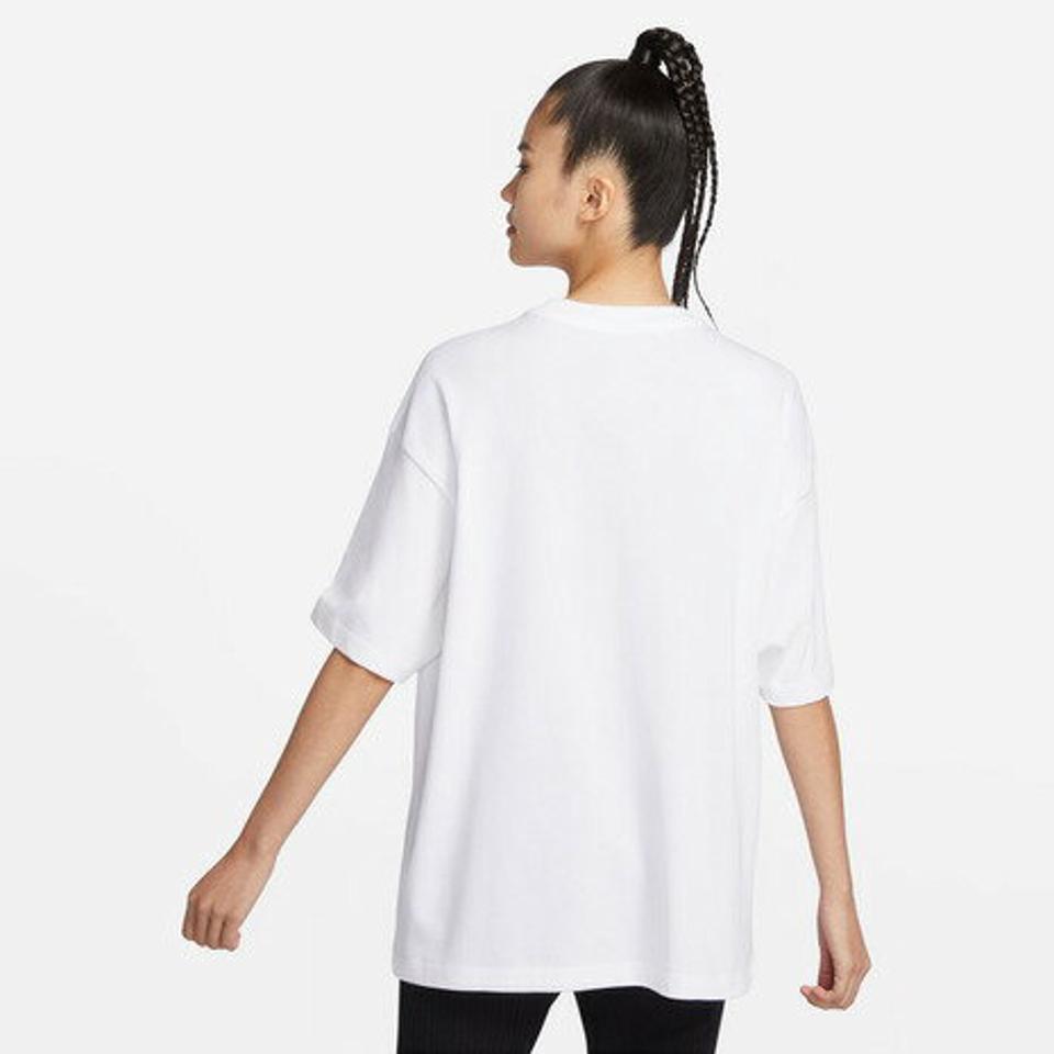ナイキ(NIKE)(レディース)Tシャツ 半袖 エッセンシャル 無地 ワンポイント 白 オーバーサイズ DX7911-100