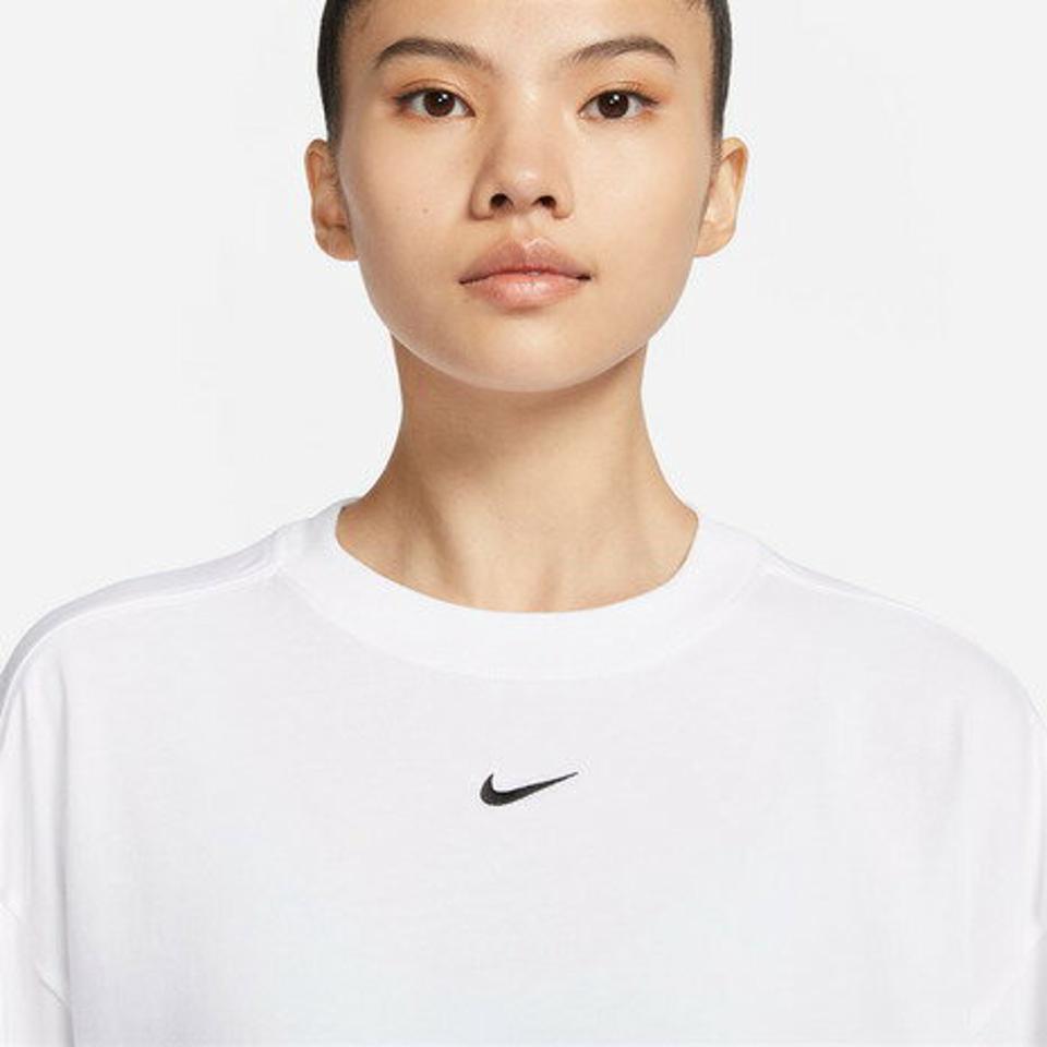 ナイキ(NIKE)(レディース)Tシャツ 半袖 エッセンシャル 無地 ワンポイント 白 オーバーサイズ DX7911-100