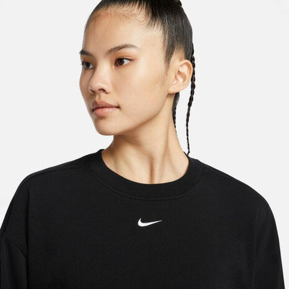 ナイキ(NIKE)(レディース)Tシャツ 半袖 黒 コットン エッセンシャル DX7911-010