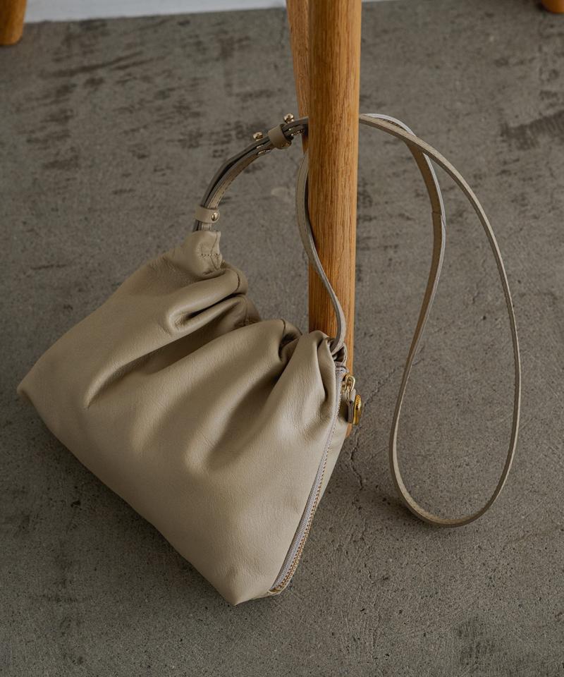 《gem_by russet》レザーミニショルダーバッグ