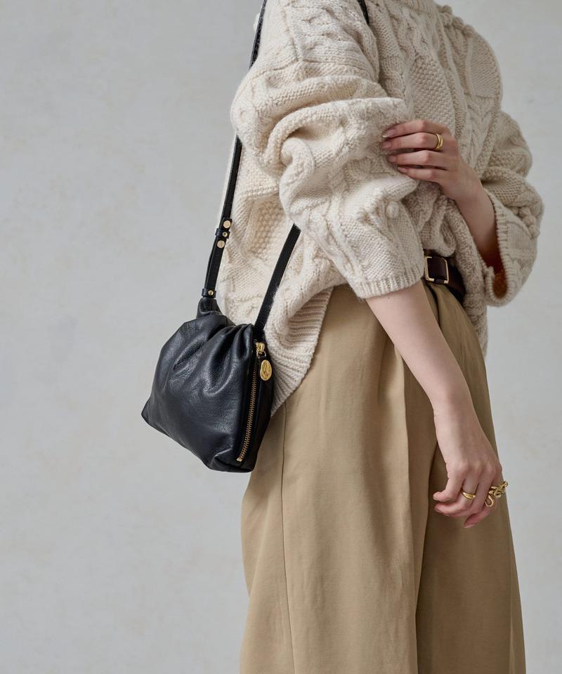 《gem_by russet》レザーミニショルダーバッグ