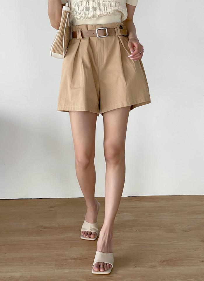 ベルト付タックショートパンツ・r00741 レディース 【pt】 韓国ファッション ボトムス パンツ ショート丈 ハイウエスト ベルト付 タック ポケット ワイド ルーズフィット コットン 無地 シンプル デイリー 春 夏 カジュアル