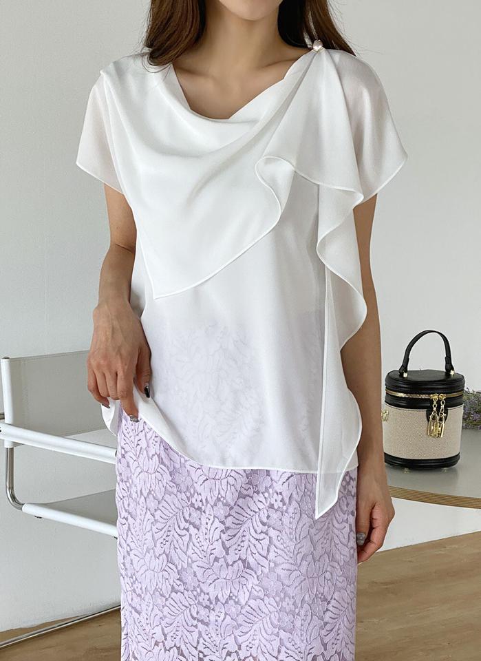 【4DAY限定SALE】ラッフルフレンチブラウス・b00857 レディース 【bl】 韓国ファッション トップス ブラウス ラッフルネック 半袖 フレンチスリーブ ラッフル シアー フェイクパール 無地 オフィスカジュアル モード フェミニン 春 夏 カジュアル