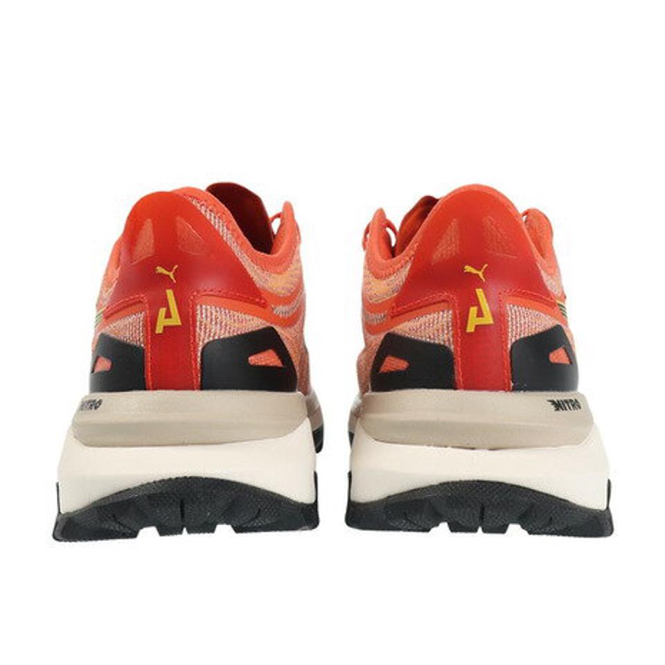 プーマ（PUMA）（メンズ）ランニングシューズ ヴォヤージ ニトロ 2 オレンジ 37691908 スニーカー ジョギング トレイル クッション性 反発性 軽量