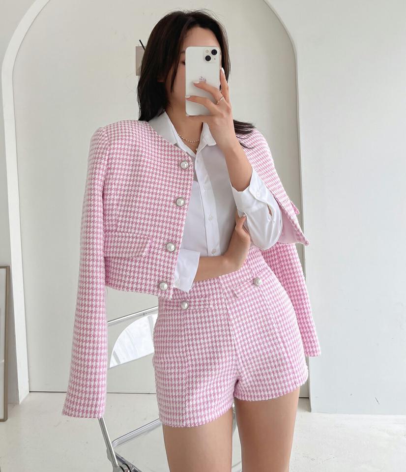 ツイードパール調ボタンショートパンツ・p005623 レディース 【pt】 韓国ファッション ボトムス パンツ ショート丈 ハイウエスト ハウンドトゥース ツイード クロップド パール調ボタン タイト ガーリー 春 夏 カジュアル MKT