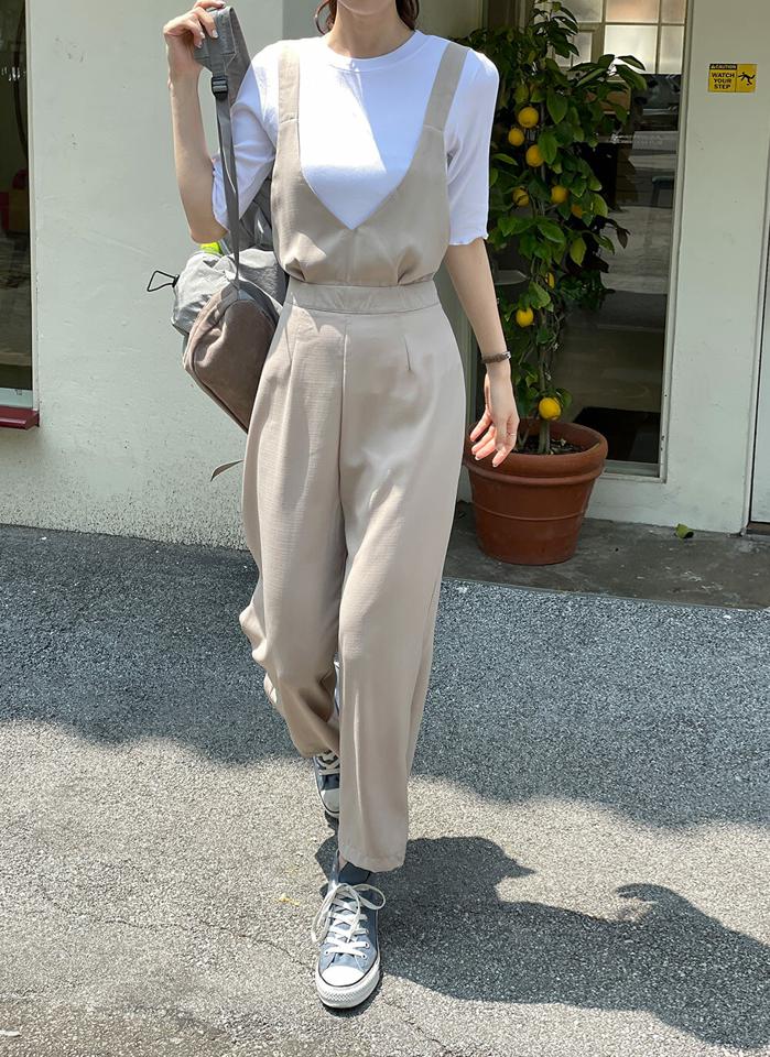 アジャストボタンオールインワン・t00807 レディース 【pt】 韓国ファッション オールインワン パンツ クロップド Vネック ノースリーブ アジャスト ボタン ワイド ルーズフィット 無地 モード 大人 上品 お出かけ レイヤード 春 夏 カジュアル