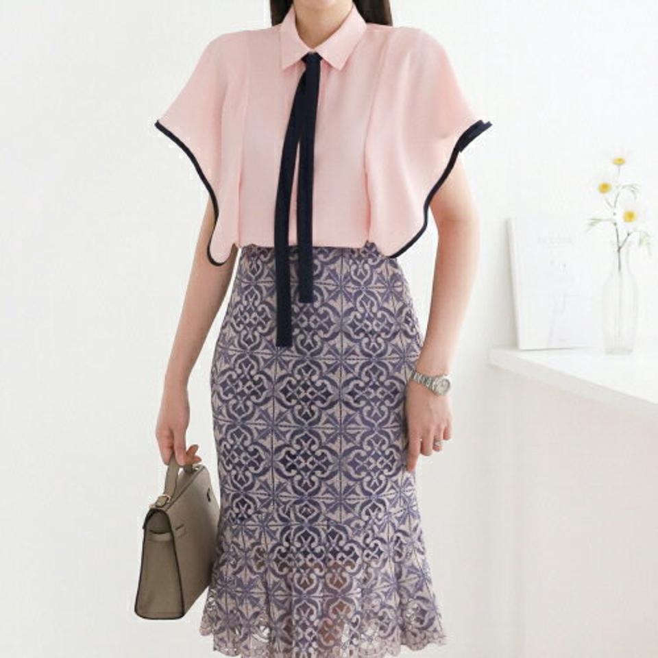 【4DAY限定SALE】ストラップ付配色ブラウス・p005496 レディース 【bl】 韓国ファッション トップス ブラウス カラーネック 半袖 フレアスリーブ ミドル丈 ストラップ付 配色 フレア 無地 パステル ラブリー フェミニン お出かけ 春 夏 カジュアル MKT
