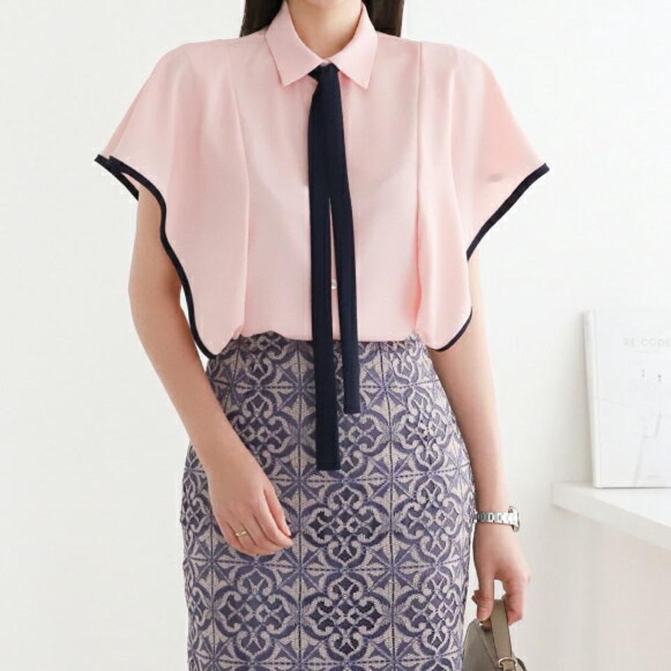 【4DAY限定SALE】ストラップ付配色ブラウス・p005496 レディース 【bl】 韓国ファッション トップス ブラウス カラーネック 半袖 フレアスリーブ ミドル丈 ストラップ付 配色 フレア 無地 パステル ラブリー フェミニン お出かけ 春 夏 カジュアル MKT