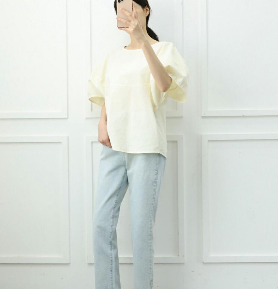【マラソン特価】コットンバルーンブラウス・p005937 レディース 【bl】 韓国ファッション トップス ブラウス ラウンドネック 半袖 バルーンスリーブ ショート丈 ボリューム コットン 綿100 無地 モノトーン キュート 春 夏 カジュアル MKT