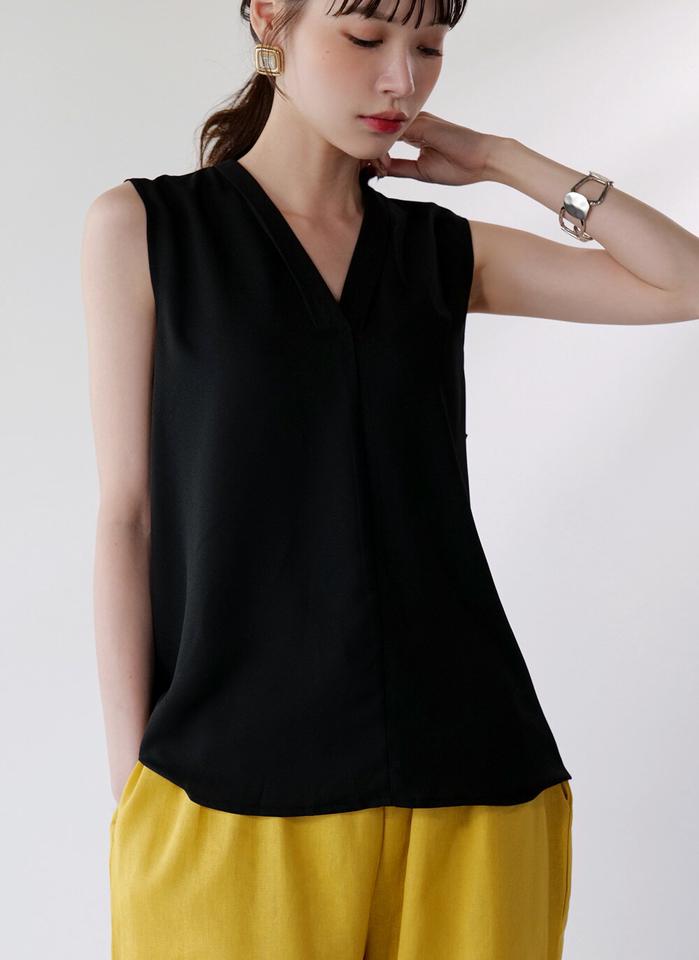 【4DAY限定SALE】タックVネックノースリーブ・b00983 レディース 【tops】 韓国ファッション トップス Vネック ノースリーブ 股丈 ミドル丈 タック ナチュラルライン 無地 オフィスカジュアル モード シンプル 大人 上品 春 夏 カジュアル