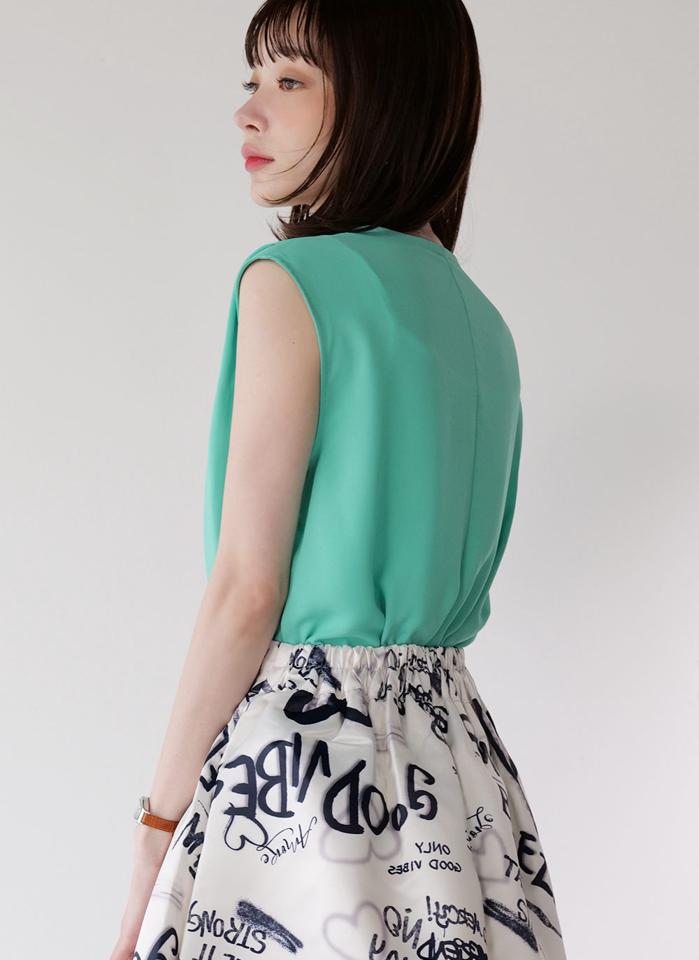 ドレープノースリーブ・b00984 レディース 【tops】 韓国ファッション トップス ドレープネック ノースリーブ ドレープ ショート丈 ボリューム 無地 大人カジュアル カラフル お呼ばれ お出かけ 上品 春 夏 カジュアル