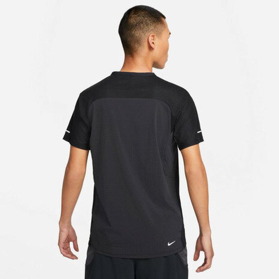 ナイキ(NIKE)(メンズ)半袖Tシャツ メンズ DF トレイル DV9306-010