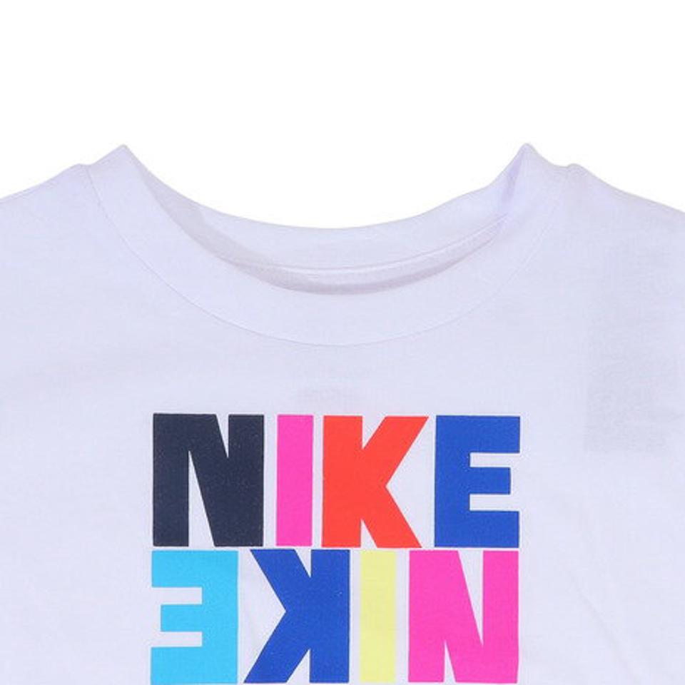 【1/25 24h限定 エントリー&対象3店舗買い回りで最大P10倍!】ナイキ(NIKE)(キッズ)半袖Tシャツ キッズ スナックパック ボクシー 26K637-001 ※要サイズ確認