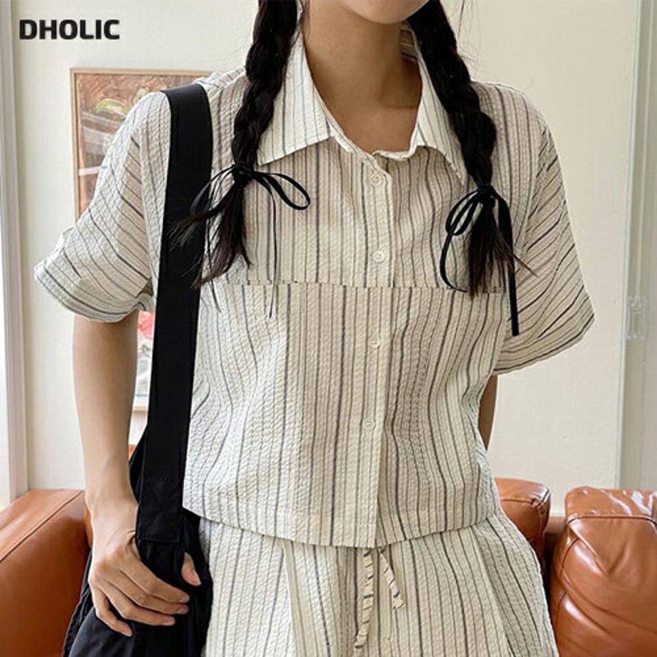2TYPEシアサッカーポケットシャツ・t72486 レディース 【bl】 韓国ファッション トップス シャツ カラーネック 半袖 クロップド ショート丈 シアサッカー 2TYPE ストライプ 無地 大人カジュアル デイリー 春 夏 カジュアル