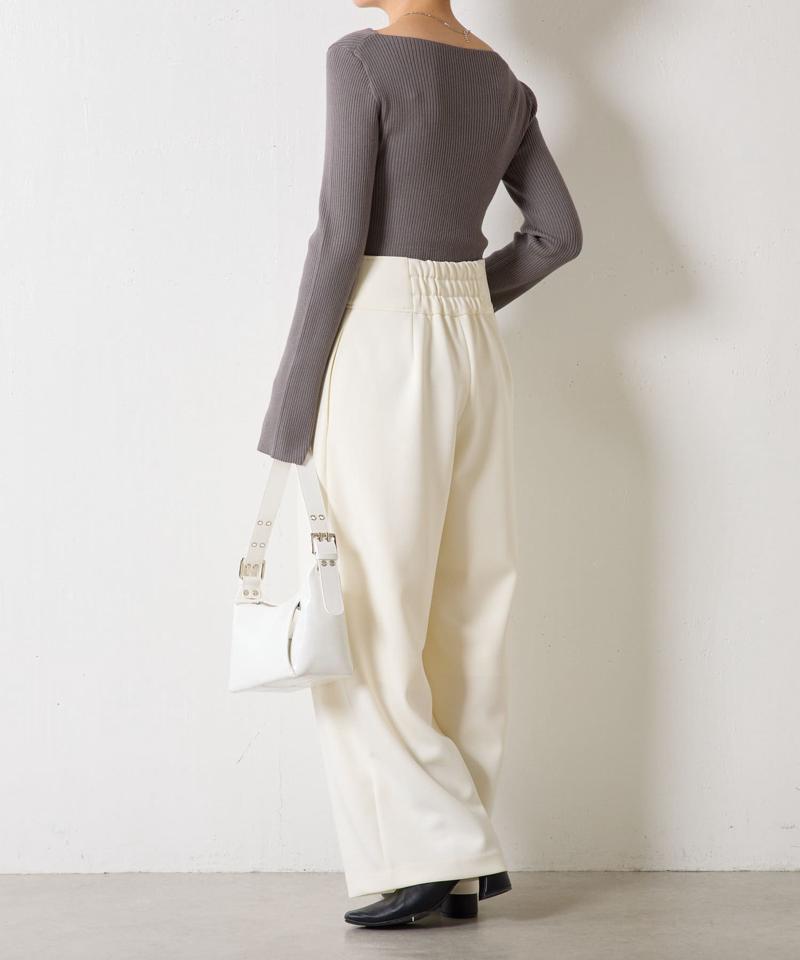 《1月13日13:00まで TIME SALE開催中》デザインネックリブニット