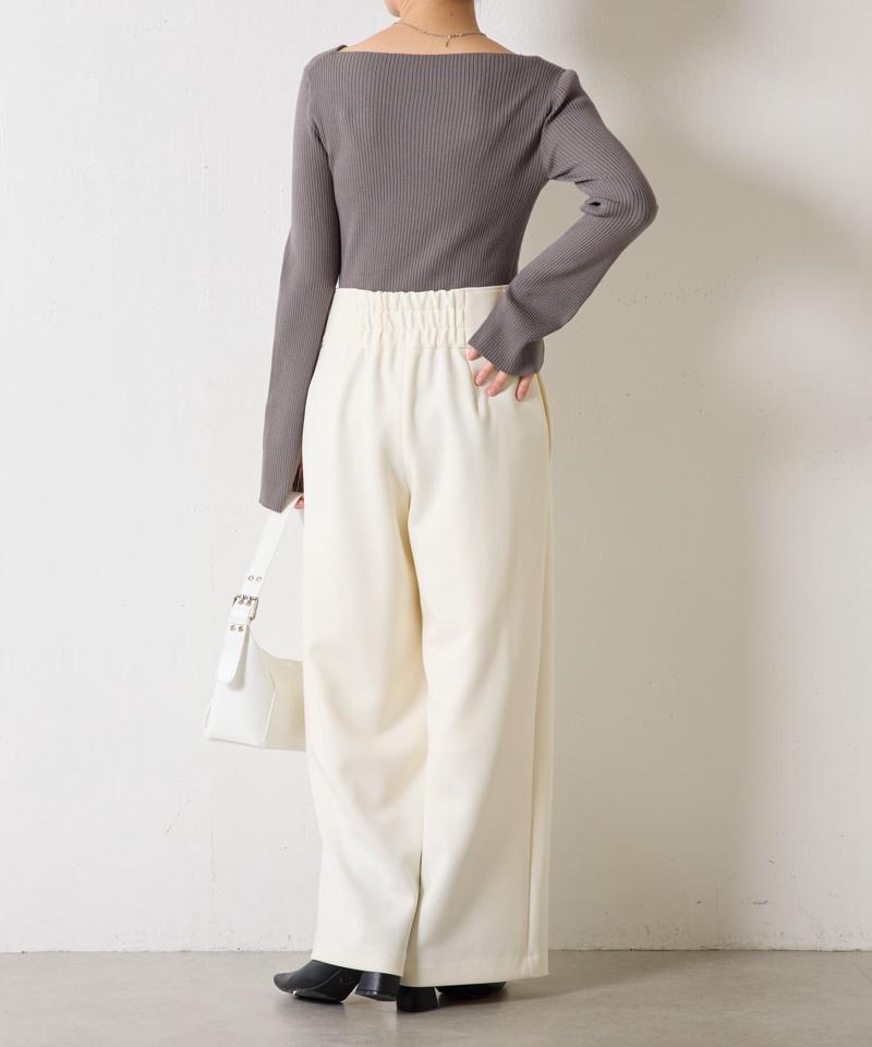 《1月13日13:00まで TIME SALE開催中》デザインネックリブニット