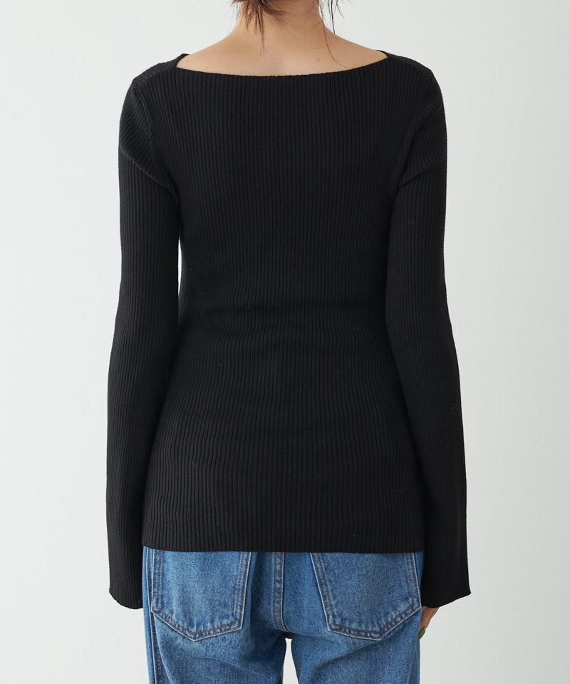 《1月13日13:00まで TIME SALE開催中》デザインネックリブニット