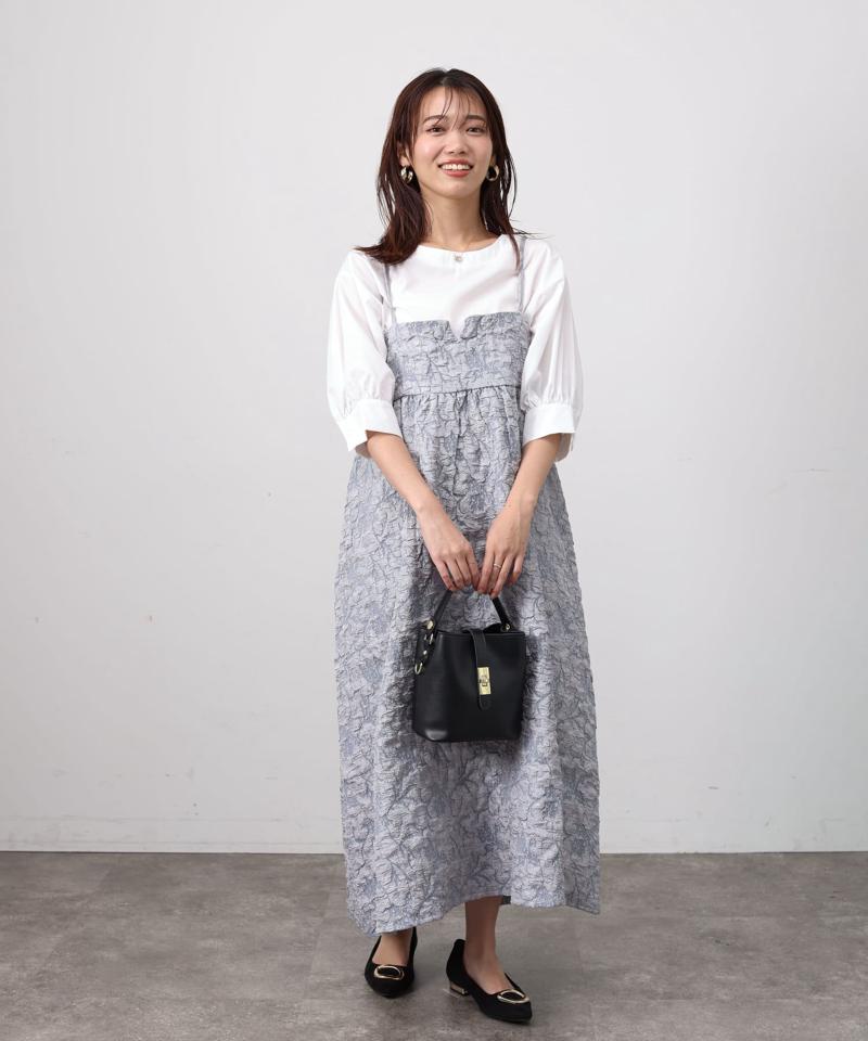 ゴールドバックルフラットパンプス