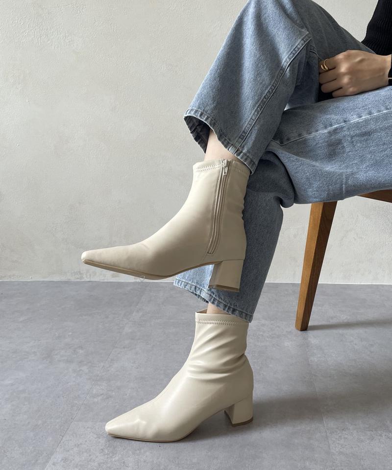 ポインテッドストレッチショートブーツ
