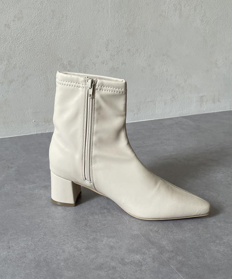 ポインテッドストレッチショートブーツ