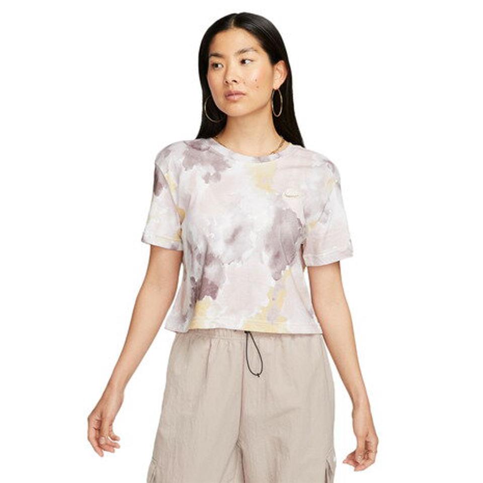 ナイキ(NIKE)(レディース)半袖Tシャツ レディース エッセンシャル FB8104-270