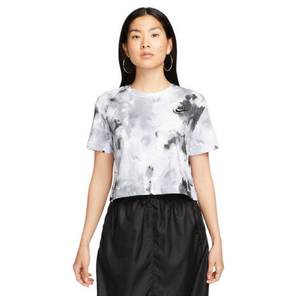 ナイキ(NIKE)(レディース)半袖Tシャツ レディース エッセンシャル FB8104-010