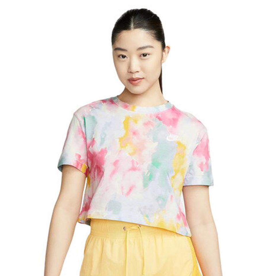 ナイキ(NIKE)(レディース)半袖Tシャツ レディース タイダイ エッセンシャル+ 2 FB8104-894