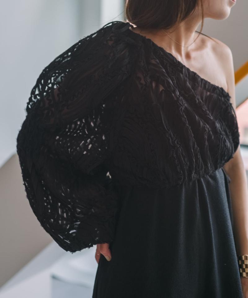 One shoulder lace top