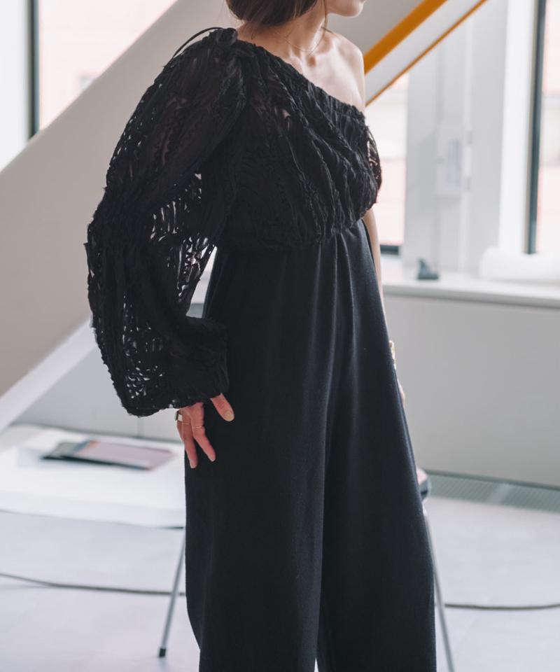 One shoulder lace top