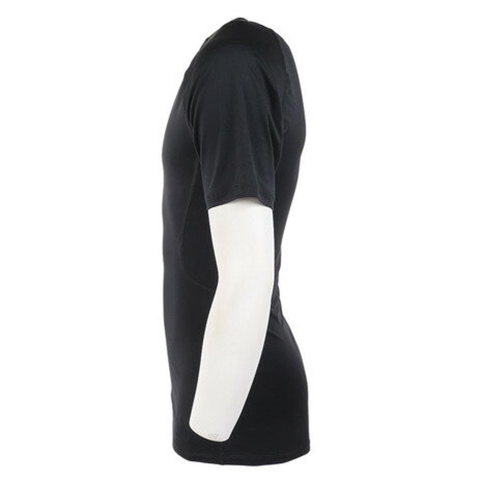 ナイキ（NIKE）（メンズ）半袖Tシャツ メンズ ドライフィット タイト フィットネストップ FB7933-010