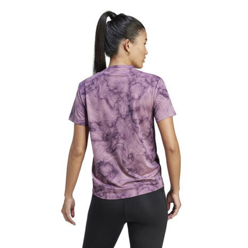 アディダス（adidas）（レディース）オウン ザ ラン 総柄プリント 半袖Tシャツ DMH26-IJ5429