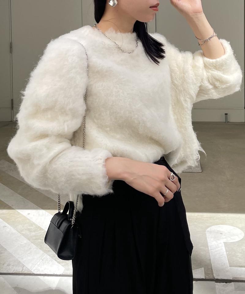 ショート丈シャギーニットプルオーバー