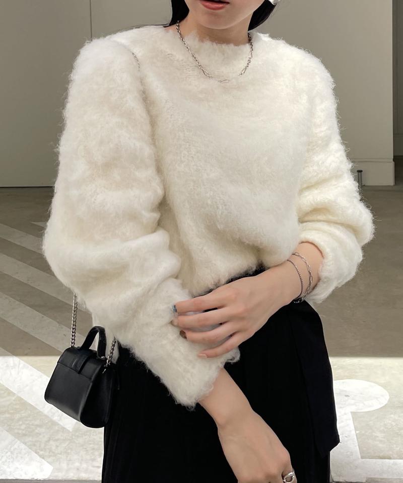 ショート丈シャギーニットプルオーバー