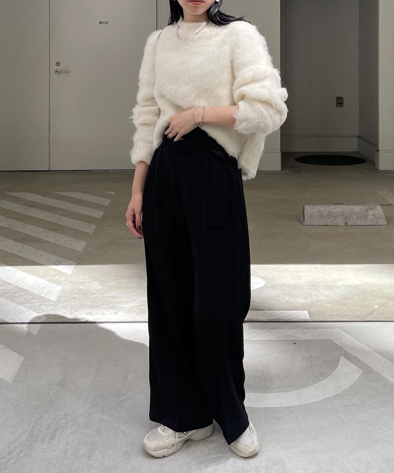 ショート丈シャギーニットプルオーバー