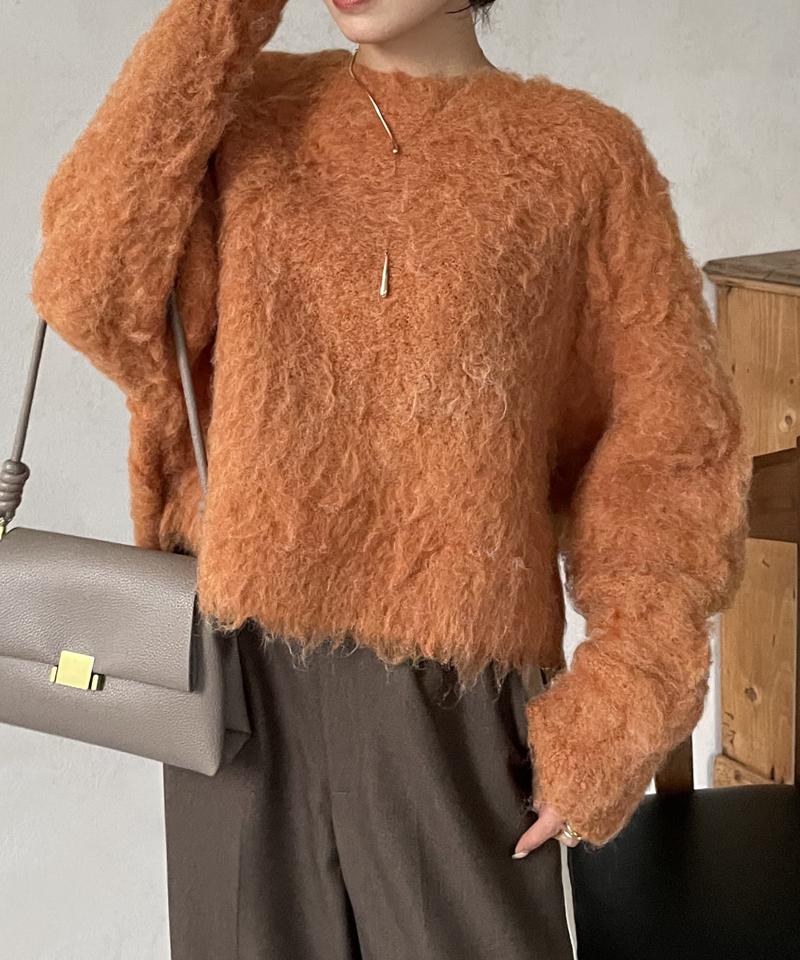 ショート丈シャギーニットプルオーバー