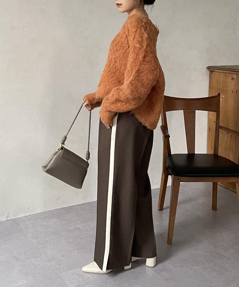 ショート丈シャギーニットプルオーバー