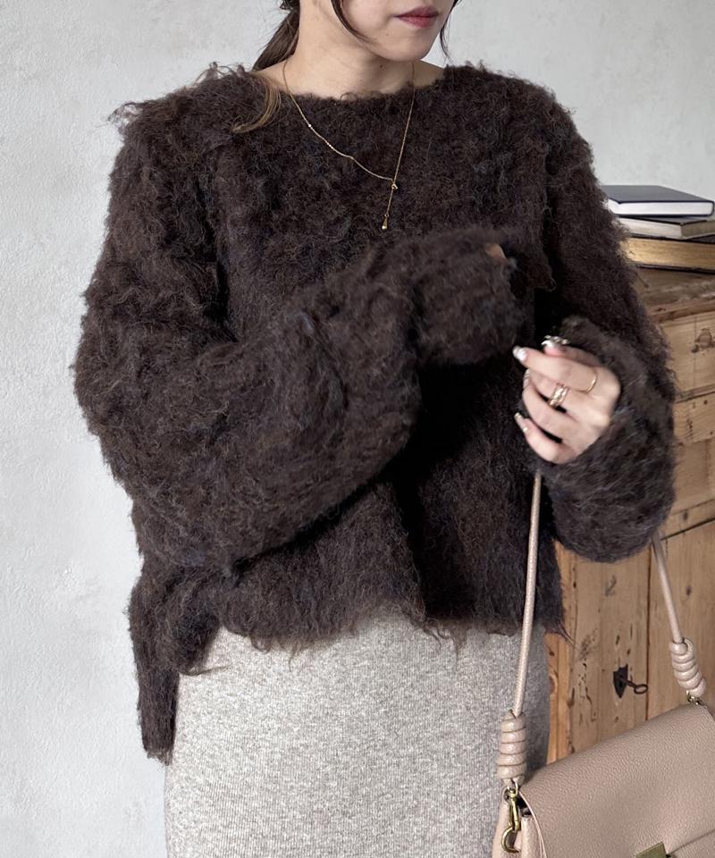 ショート丈シャギーニットプルオーバー