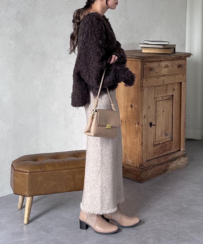 ショート丈シャギーニットプルオーバー