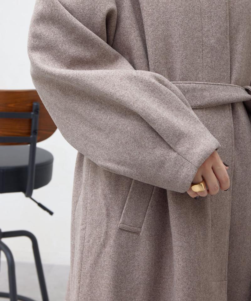 ベルト付スタンドネックロングコート
