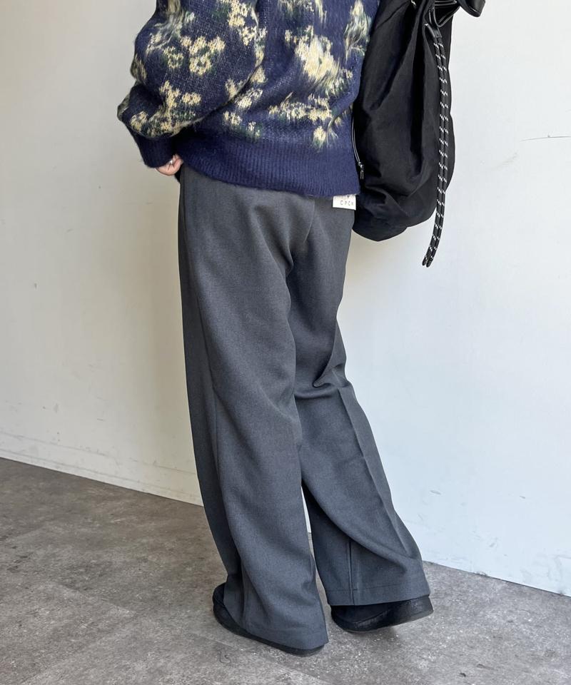 ウールライクタックスラックス