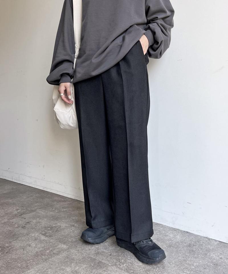 ウールライクタックスラックス
