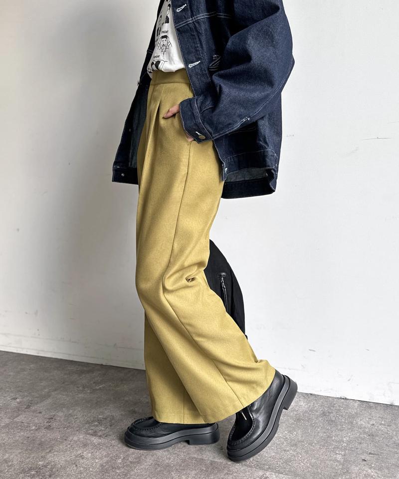 ウールライクタックスラックス