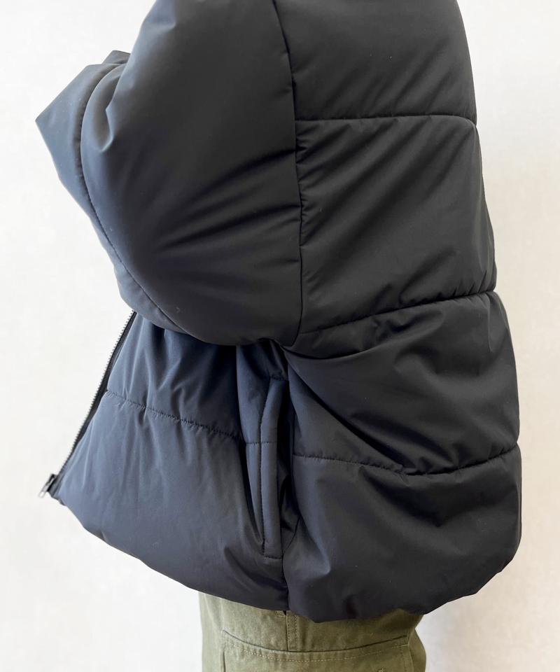 スタンドネック中綿ジャケット